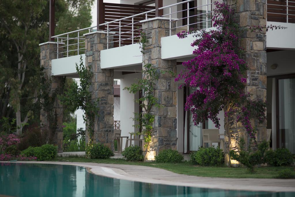 Genc Hotel Bodrum ภายนอก รูปภาพ