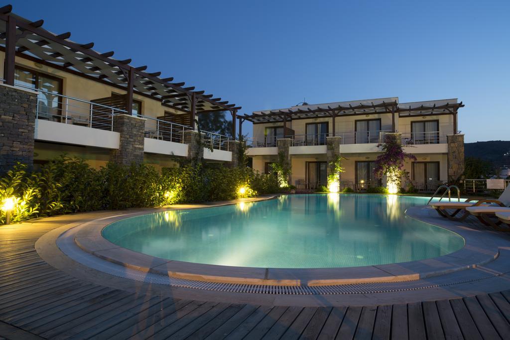 Genc Hotel Bodrum ภายนอก รูปภาพ