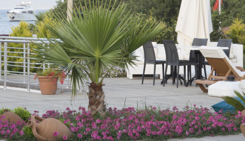 Genc Hotel Bodrum ภายนอก รูปภาพ
